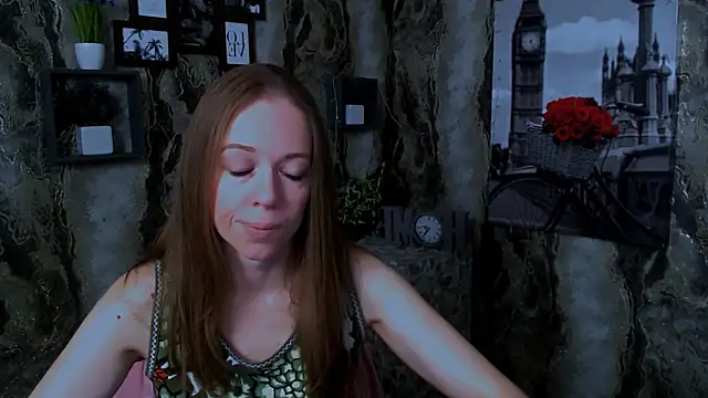Snapshot of GloriaSi_ chatting on 06-04-26, 03:00 GloriaSi online show from 06-04-26, 03:00