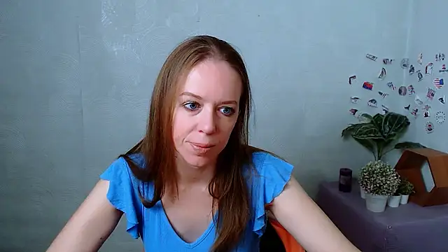 Snapshot of GloriaSi_ chatting on 06-07-26, 03:01 GloriaSi online show from 06-07-26, 03:01