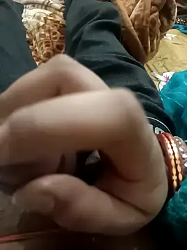 Snapshot of Bhabhi_desi12 chatting on 03-06-25, 07:47 Bhabhi desi12 online show from 03-06-25, 07:47