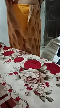 Snapshot of Bhabhi_desi12 chatting on 03-03-25, 02:33 Bhabhi desi12 online show from 03-03-25, 02:33