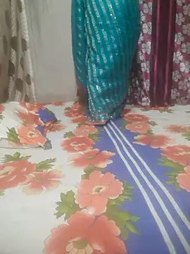 Snapshot of Bhabhi_desi12 chatting on 09-23-25, 04:14 Bhabhi desi12 online show from 09-23-25, 04:14