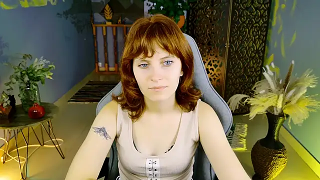 Snapshot of LolaAsmus chatting on 09-24-25, 05:14 LolaAsmus online show from 09-24-25, 05:14
