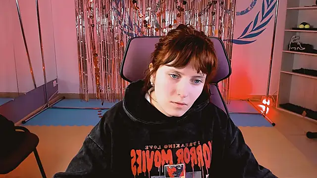 Snapshot of LolaAsmus chatting on 03-04-25, 07:51 LolaAsmus online show from 03-04-25, 07:51