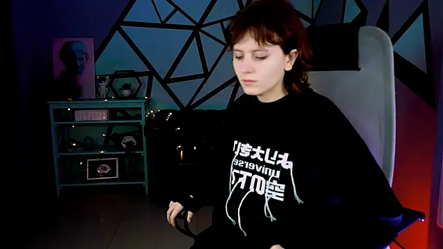 Snapshot of LolaAsmus chatting on 03-13-25, 05:11 LolaAsmus online show from 03-13-25, 05:11
