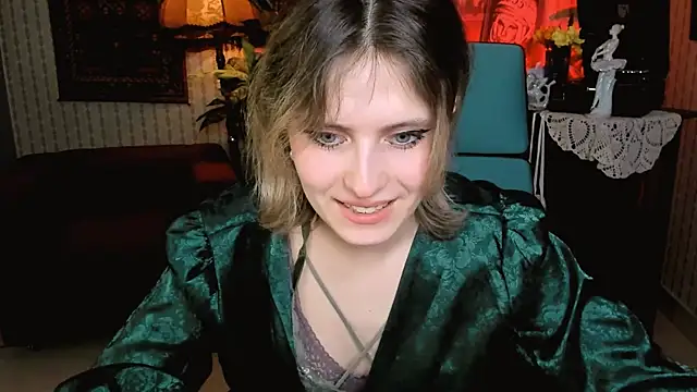 Snapshot of LolaAsmus chatting on 02-26-25, 04:16 LolaAsmus online show from 02-26-25, 04:16