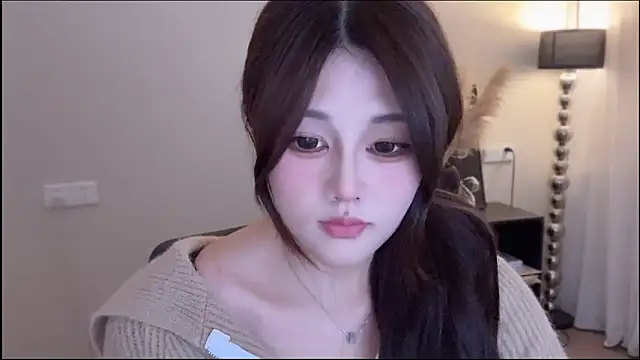 Snapshot of Strawberrybabyy1 chatting on 11-28-25, 02:17 Strawberrybabyy1 online show from 11-28-25, 02:17