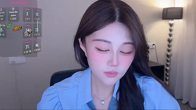 Snapshot of Strawberrybabyy1 chatting on 11-05-25, 02:53 Strawberrybabyy1 online show from 11-05-25, 02:53