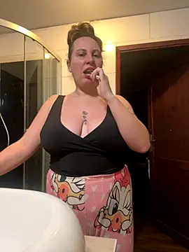 Yanacool007 online show from 12-04-25, 09:36