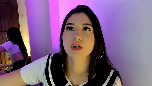 MilaHal  online show from 12-19-25, 08:22