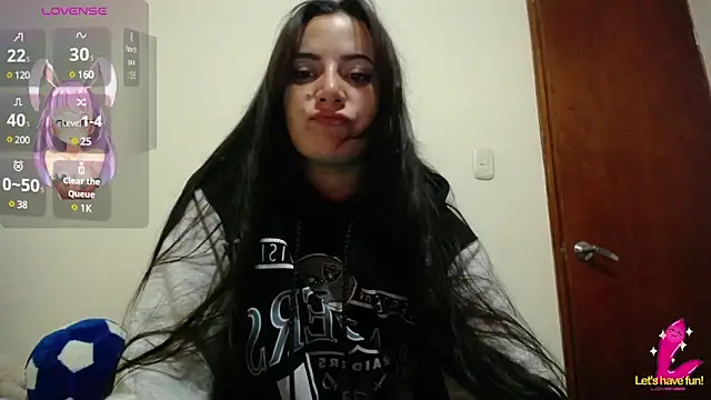 Snapshot of sofi_66 chatting on 03-14-25, 03:04 sofi 66 online show from 03-14-25, 03:04