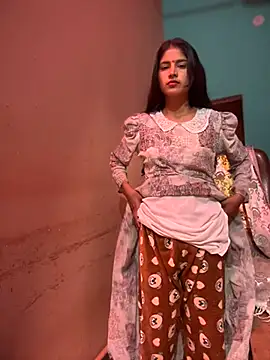 Snapshot of DiyAsingHh chatting on 02-19-25, 02:44 DiyAsingHh online show from 02-19-25, 02:44