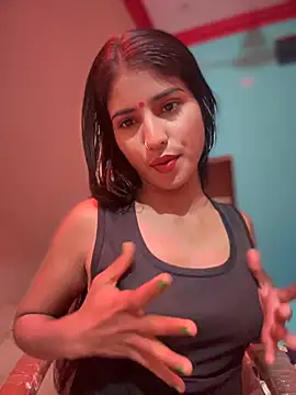 Snapshot of DiyAsingHh chatting on 02-06-25, 02:11 DiyAsingHh online show from 02-06-25, 02:11