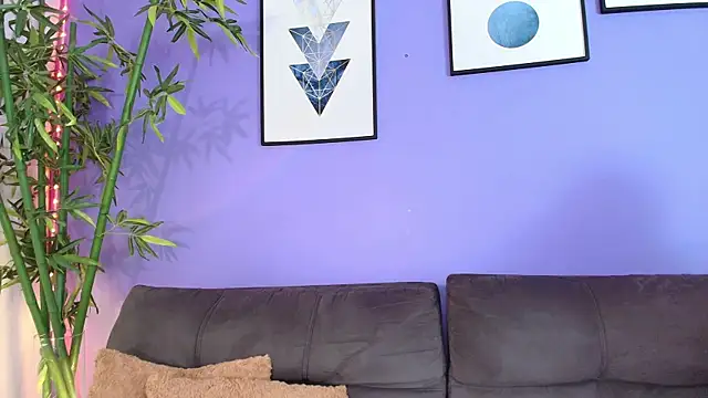 Snapshot of miaa_lux chatting on 03-15-25, 03:37 miaa lux online show from 03-15-25, 03:37