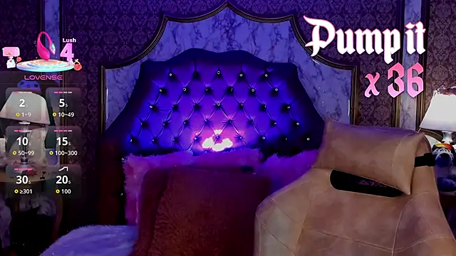 Snapshot of SoffiQueen chatting on 03-09-26, 03:48 SoffiQueen online show from 03-09-26, 03:48