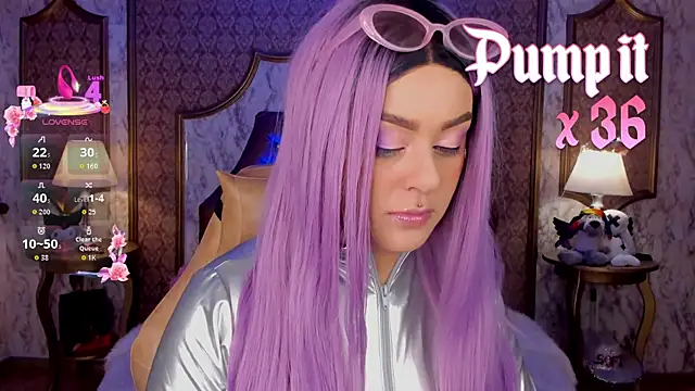 SoffiQueen online show from 02-11-26, 01:55