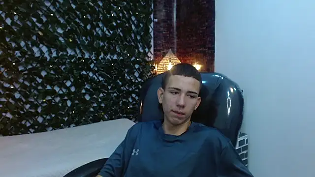 JackSwan18 online show from 12-02-24, 01:30