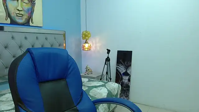 JackSwan18 online show from 12-22-24, 02:06