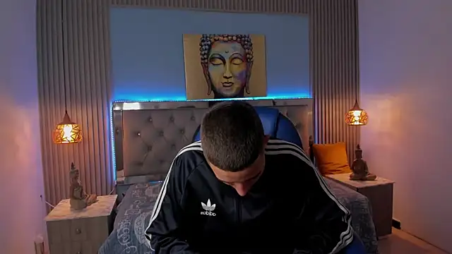 JackSwan18 online show from 11-21-25, 08:41