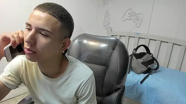 JackSwan18 online show from 12-16-25, 07:40