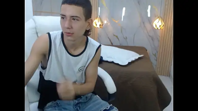 JackSwan18 online show from 06-26-26, 01:28