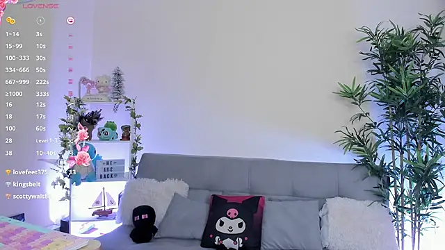 Snapshot of natty_romanof_18 chatting on 03-10-25, 03:41 natty romanof 18 online show from 03-10-25, 03:41