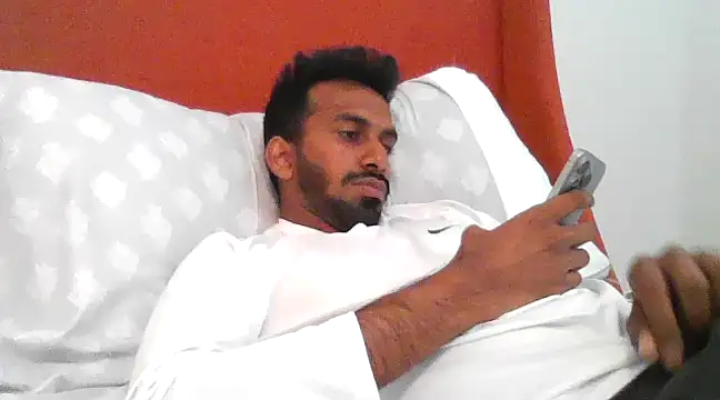 skinny  boy   online show from 02-21-25, 07:10