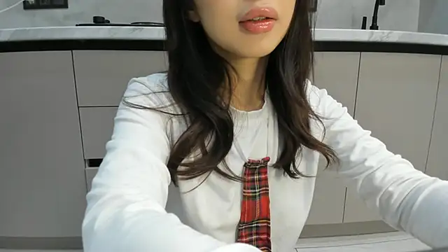 Mia Meow  online show from 11-13-25, 08:35