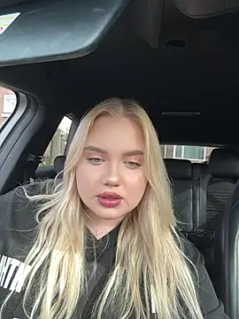 Snapshot of lwikaaa chatting on 03-21-25, 01:56 lwikaaa online show from 03-21-25, 01:56