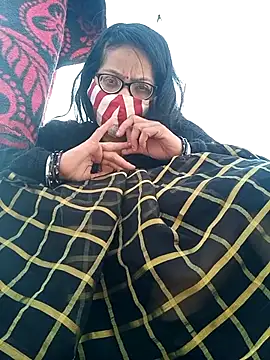 heenage online show from 11-15-25, 09:35