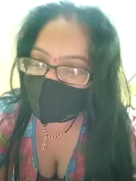 Snapshot of heenage chatting on 02-04-25, 03:44 heenage online show from 02-04-25, 03:44