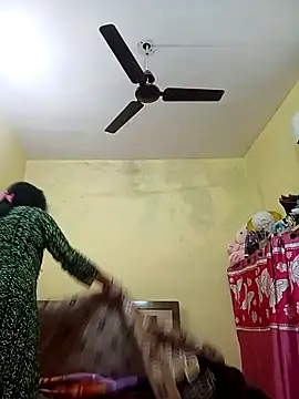 Snapshot of heenage chatting on 02-06-25, 06:40 heenage online show from 02-06-25, 06:40