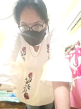 Snapshot of heenage chatting on 09-15-25, 08:15 heenage online show from 09-15-25, 08:15