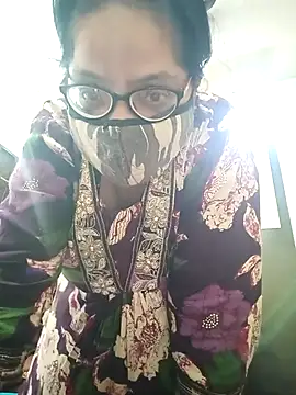 Snapshot of heenage chatting on 10-06-25, 05:19 heenage online show from 10-06-25, 05:19