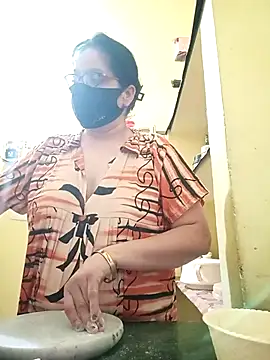 Snapshot of heenage chatting on 09-09-25, 02:59 heenage online show from 09-09-25, 02:59