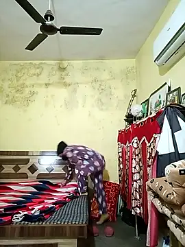 heenage online show from 01-09-26, 04:41