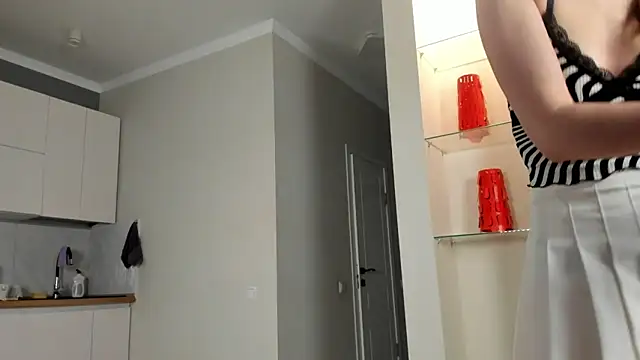 Emma Flin online show from 09-15-25, 11:10