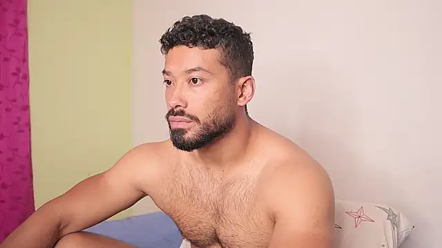 Snapshot of freddsexxx chatting on 09-15-25, 01:44 freddsexxx online show from 09-15-25, 01:44