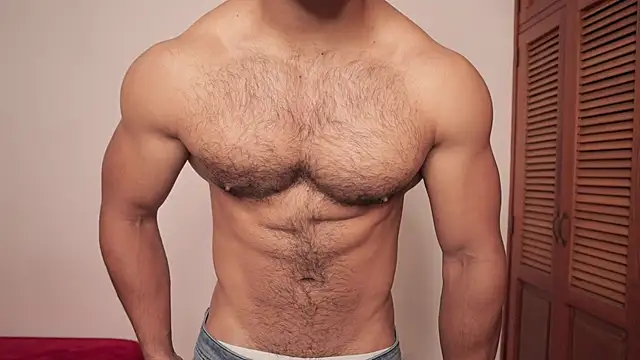 Snapshot of freddsexxx chatting on 02-14-25, 01:18 freddsexxx online show from 02-14-25, 01:18