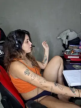 luuhcat09 online show from 03-04-26, 01:57