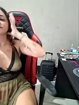 luuhcat09 online show from 04-17-26, 11:57