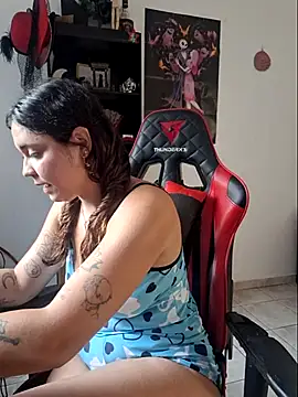 luuhcat09 online show from 10-02-25, 10:18