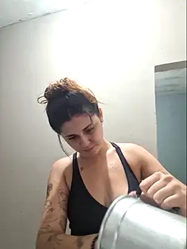 luuhcat09 online show from 12-05-25, 01:05