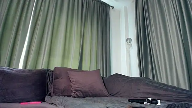 LaraStone69 online show from 05-22-26, 05:27