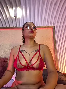 Snapshot of EMILYY_FOXY chatting on 06-11-26, 07:11 EMILYY FOXY online show from 06-11-26, 07:11