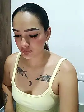 EMILYY FOXY online show from 09-25-25, 11:55