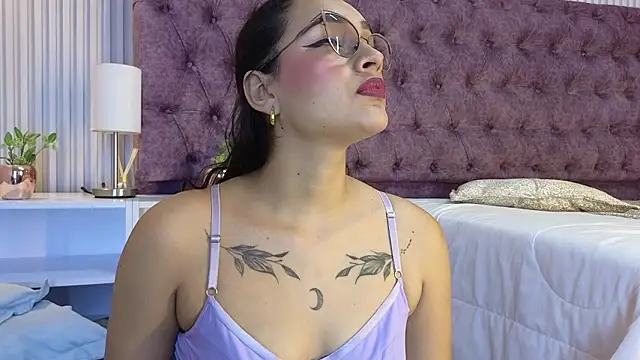 EMILYY FOXY online show from 01-31-26, 07:12