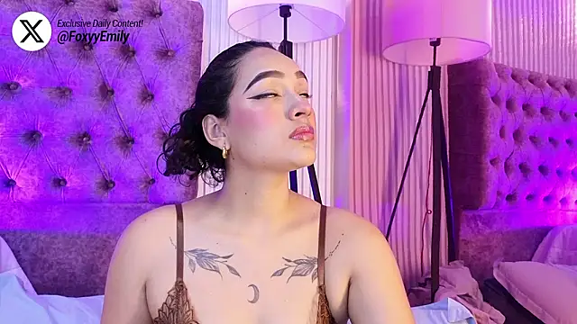 EMILYY FOXY online show from 02-05-26, 07:10