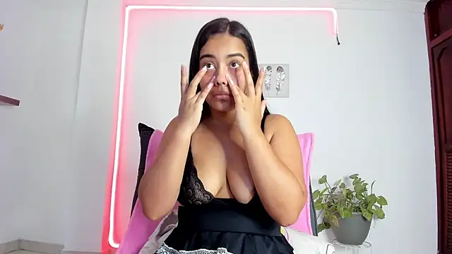 anniesweet- online show from 11-28-25, 01:22