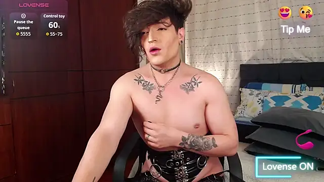 Hornymoan online show from 11-05-25, 10:57