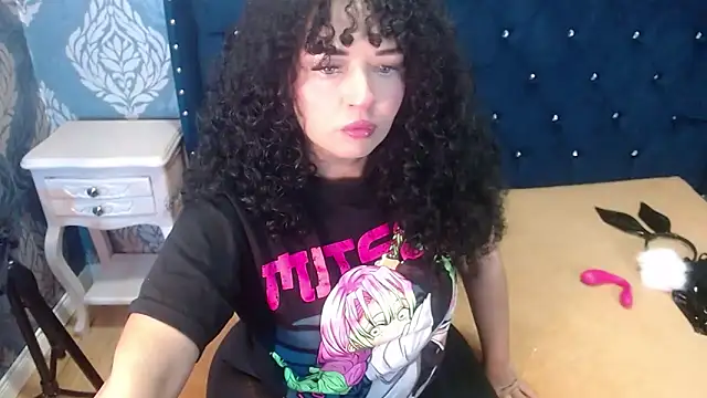 Sofiacowperx online show from 02-26-26, 01:11